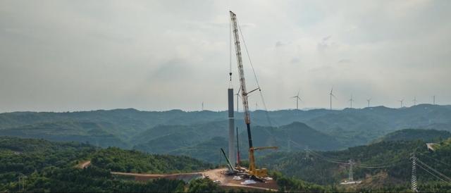 匠心铸“新质”丨“追风者”周绍君：乘风破浪 催生新能源高地