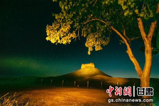 中央媒体看甘肃｜甘肃敦煌：大漠阳关星汉灿烂浩如烟海