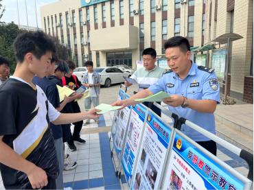 陕西高陵组织高校师生开展“崇尚科学，反对邪教”宣讲参观活动