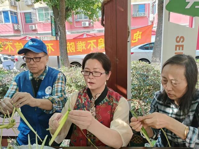 爱在重阳！西渡街道这里的重阳节活动让老年生活更精彩→