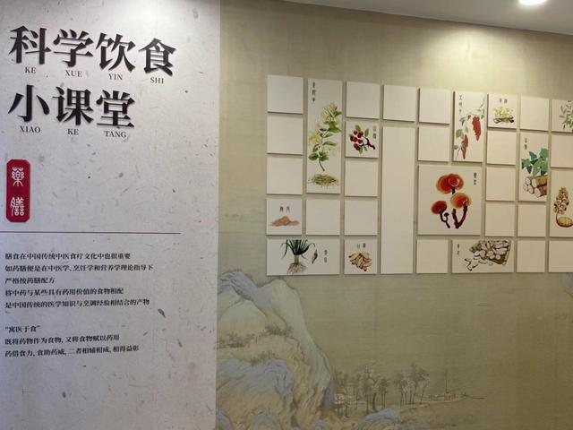 三方携手推进医校合作，宝山开展海派名医进校园活动