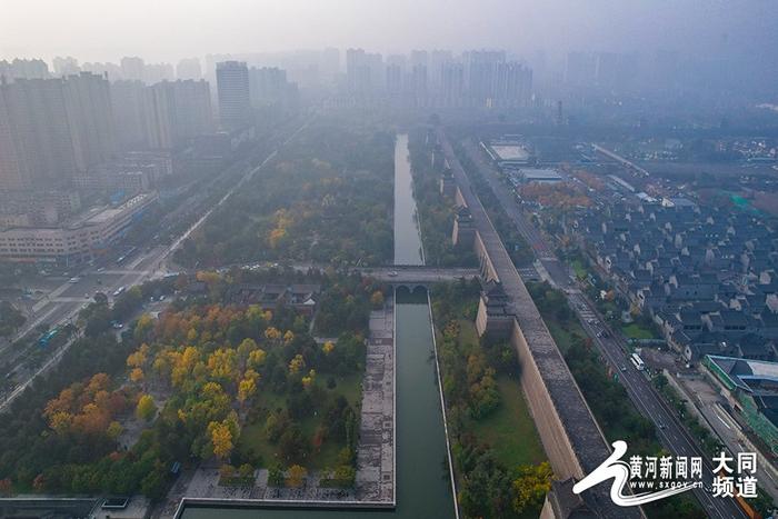 晨曦大同 雾绕古城梦如诗