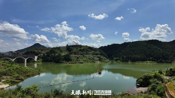 美丽贵州乘风奋楫 向绿图强绘新景