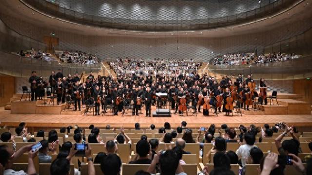 85岁陈燮阳将携苏州交响乐团来沪，《泱泱国风》推广中国作品