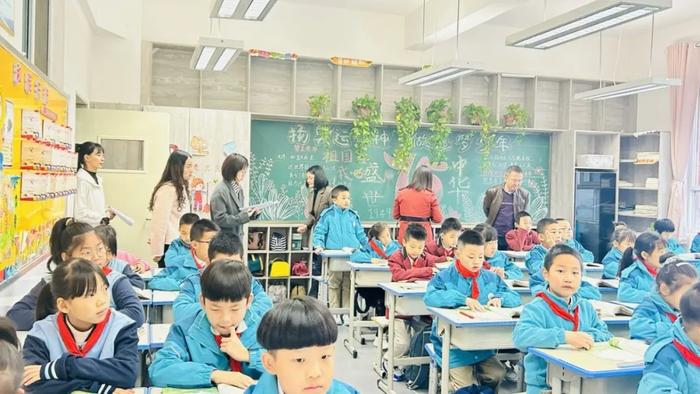 灞桥区赵庄小学迎接第四轮“316工程”工作督导检查