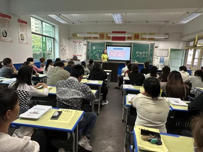 未央区红旗小学召开本学期第一次家长会