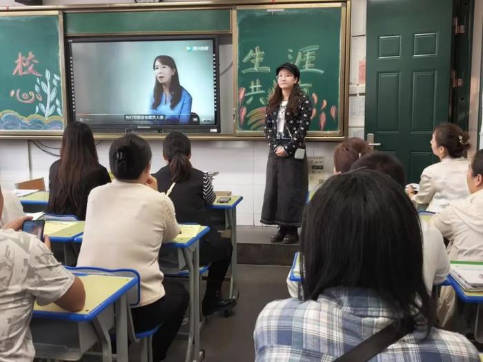 未央区红旗小学召开本学期第一次家长会