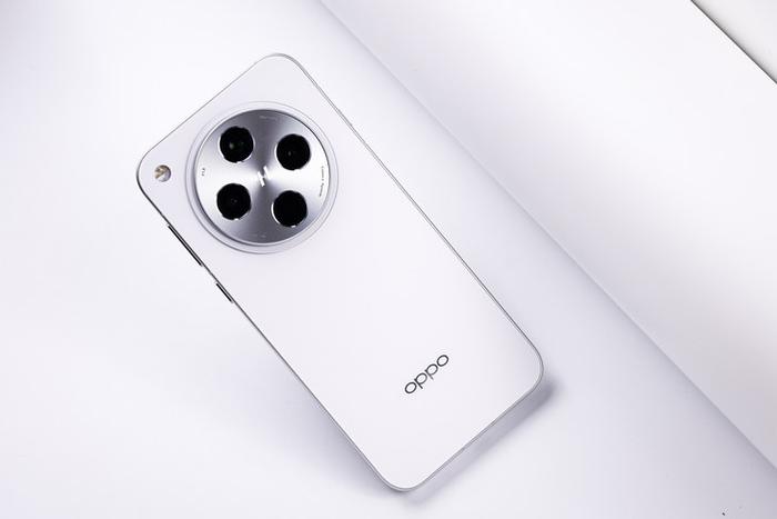 实况照片也能加胶片风格 OPPO Find X8刷小红书首选