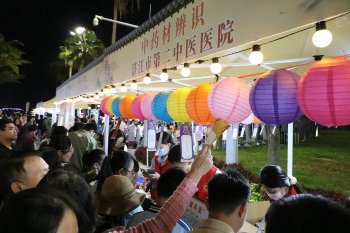 名医来问诊，养生又好玩！湛江首届中医药文化夜市来了