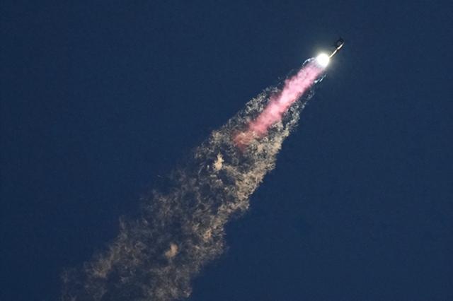 SpaceX再次申请发射近3万“星链”卫星，天文学家警告