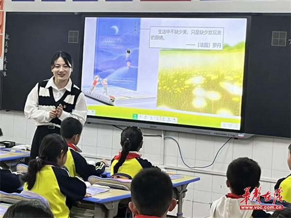 天鹅湖学校小学部：深耕课堂谋质量 驻校教研促成长