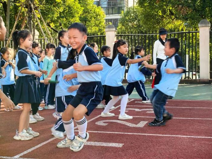 阳光体育 快乐成长——2024年桂林市华侨教育集团秋季阳光体育运动会