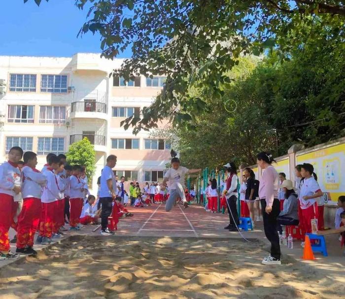 阳光体育 快乐成长——2024年桂林市华侨教育集团秋季阳光体育运动会