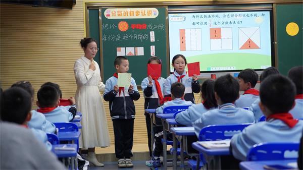 北京大兴五小与东风51小学开展教学交流活动