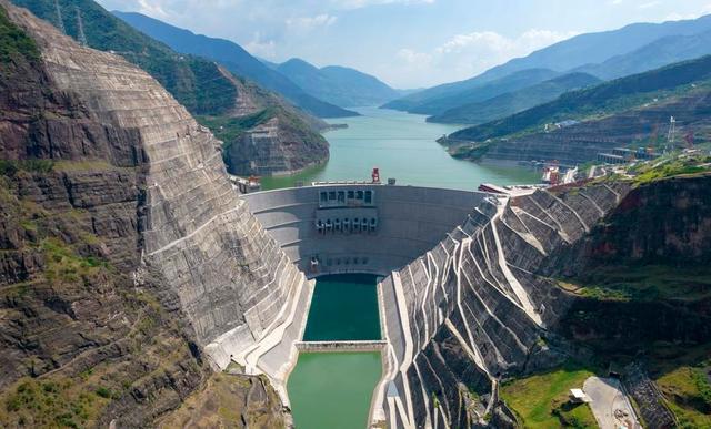 新时代中国调研行之看区域·西部篇｜大国工程看西部：越山河