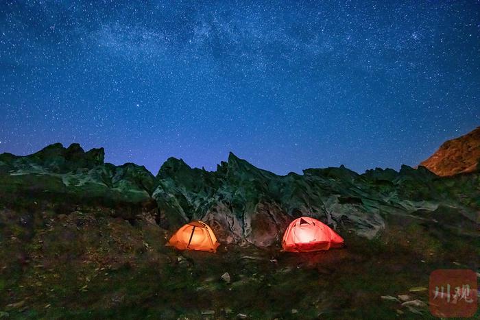 C视觉 | 孜道孚县：墨石公园景区繁星满天，夜景如画