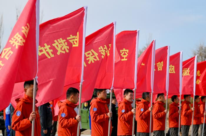 额济纳旗再迎神舟返航 东风着陆场准备就绪