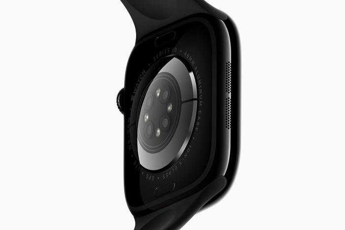 46mm 款 2549 元：Apple Watch Series 10 智能手表 8 折国补新低