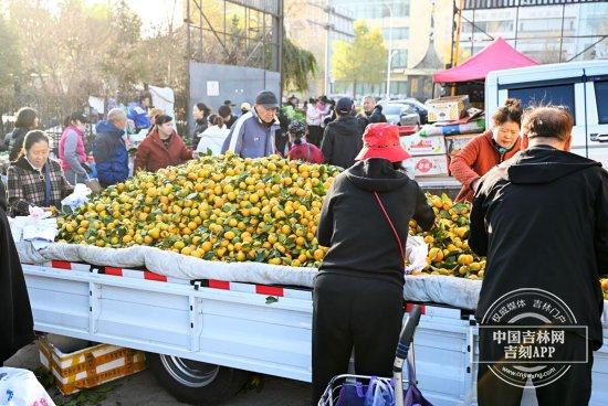 冬吉林·逛早市②｜逛不够的东岭南街早市