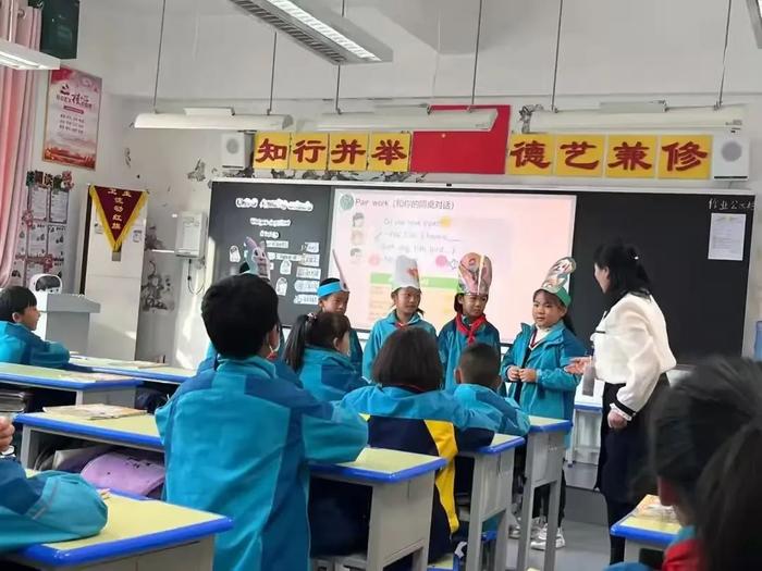 灞桥区东城第一小学骨干教师参加灞桥区骨干教师思政课系列送教活动