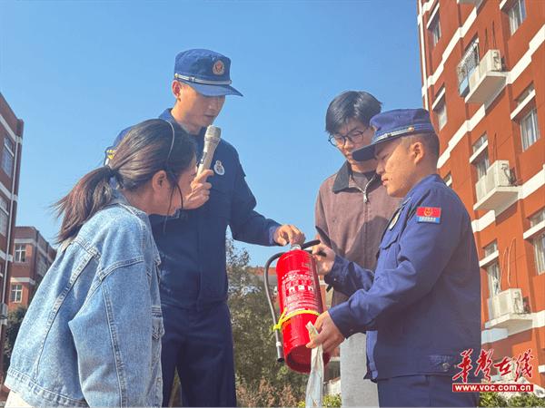 洪江市芙蓉小学：消防演练“火”速行动 筑牢校园安全防线