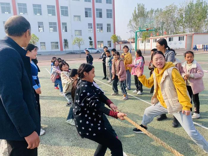 和谐创新，阳光健美——镇平县高丘镇陈营小学趣味运动会进行时