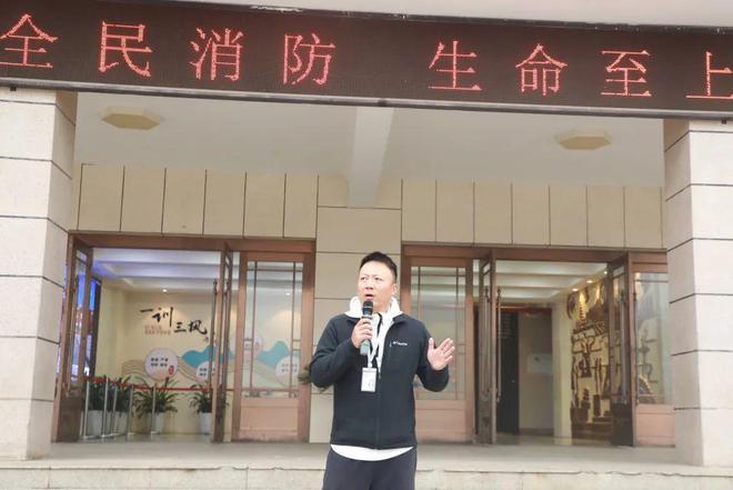 全民消防 安全至上丨西安思源中学开展消防安全疏散演练活动