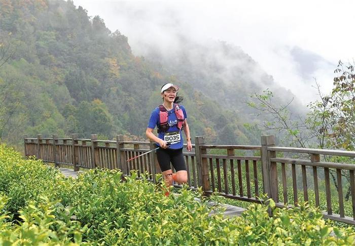 碧水青山间 最燃茶旅路——2024文县石龙沟跑山赛掠影