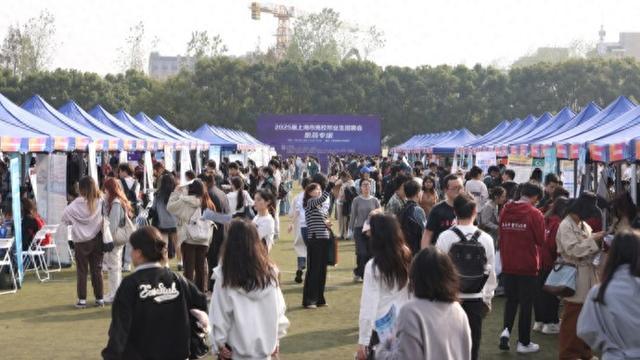 国家医学攻关产教融合创新平台在建，大学把企业请进校园，不止招聘会一条通路