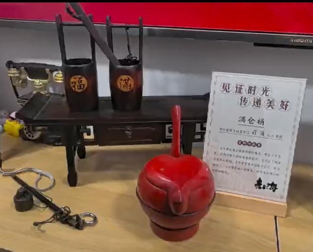 这场出自居民家中的珍贵老物件展，让人大开眼界