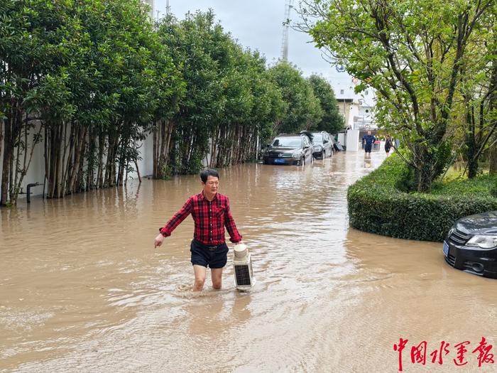 宁波航标处以“迅”治“汛” 全力守护城市安全