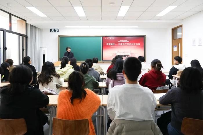 【“京”彩行动】北京师范大学育荣校区学子深刻感悟伟大抗战精神