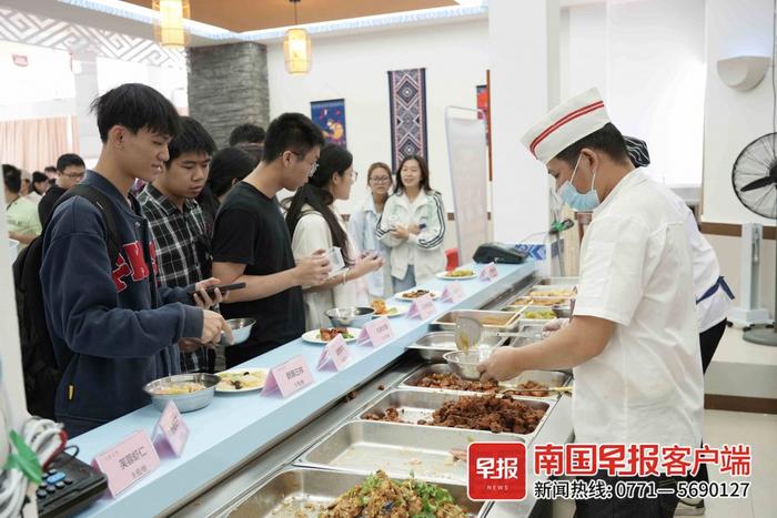 兰州牛肉面、淄博炸肉、九转大肠......广西这所高校的学生居然吃这么好！