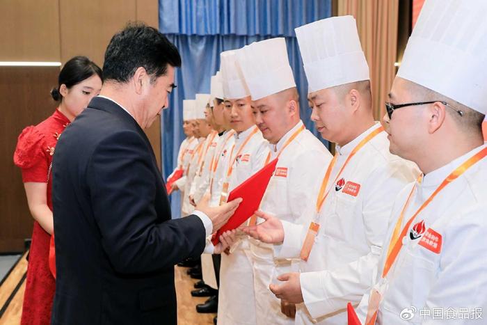 “联合利华饮食策划杯”第九届全国烹饪技能竞赛四川赛区成都落幕