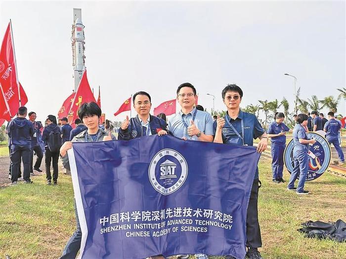 “深圳样品”飞上太空