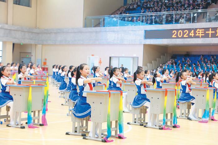 十堰打破传统课间操固有模式 让学生健康“满格” 快乐翻倍