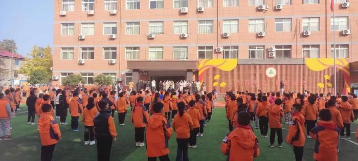 灞桥区庆华小学洪庆分校举行“家长开放日”活动