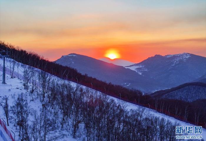 读懂北疆丨内蒙古喀喇沁旗：热“雪”沸腾 文旅红火