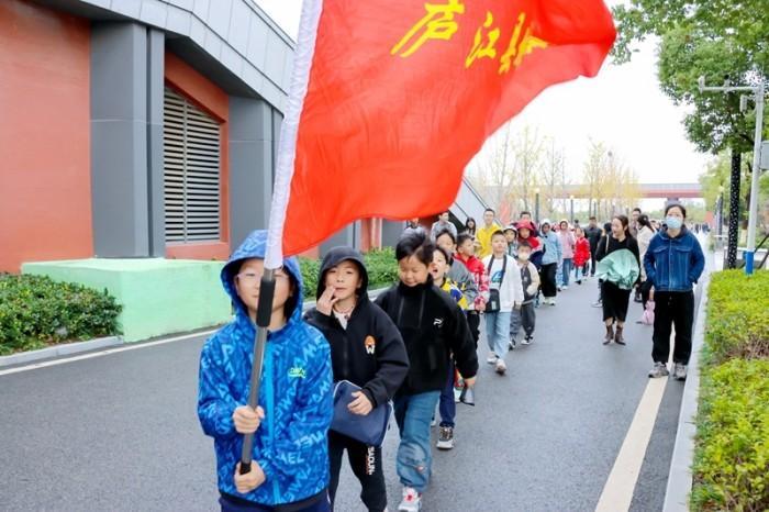 庐江县第一届青少年编程竞赛在庐江二中成功举办