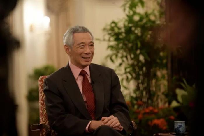李显龙访华,什么情况?