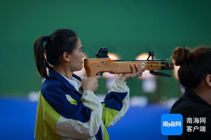 靶靶命中！多图直击射弩场上精彩瞬间