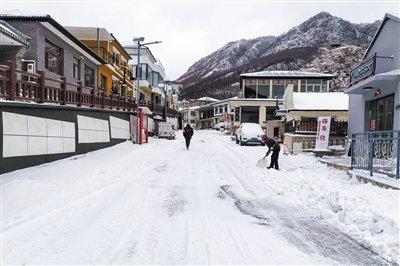 今冬初雪未到 大风持续刮到周三 北京大部分地区以雨为主，高海拔山区为降雪