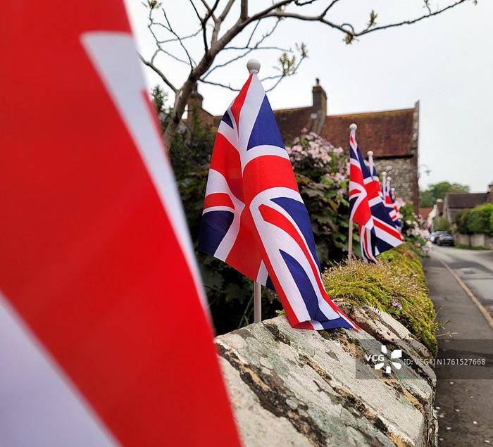 英国第三季度经济环比增长0.1% 工党雄心勃勃的养老金计划能救英国经济吗？