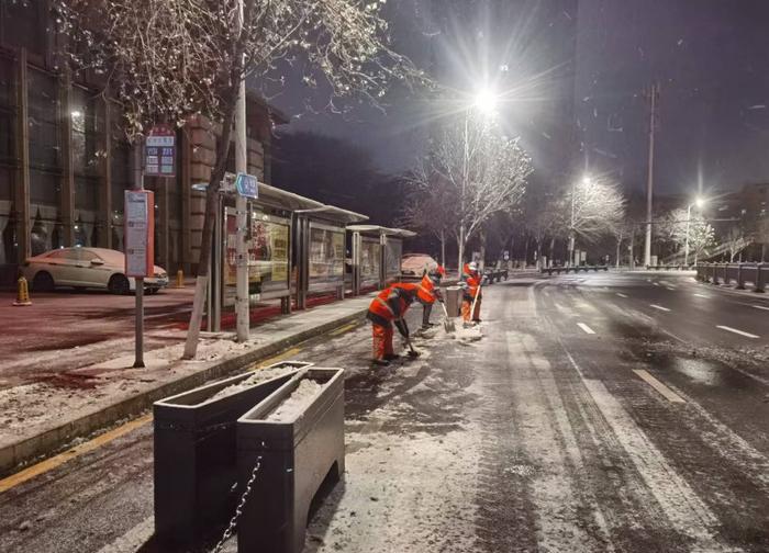 迎初雪 保畅通 | 沈阳和平区连夜除雪559万平方米