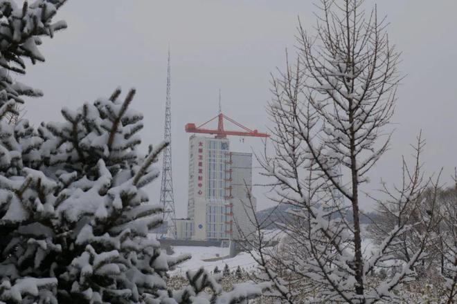 岢岚，初冬的第一场雪『太空美文』