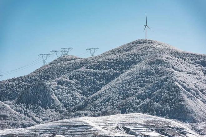 岢岚，初冬的第一场雪『太空美文』