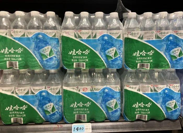 卖纯净水的娃哈哈,也卖矿泉水了?单瓶建议零售价2元,知情人士:并非新品,1999年就已推出