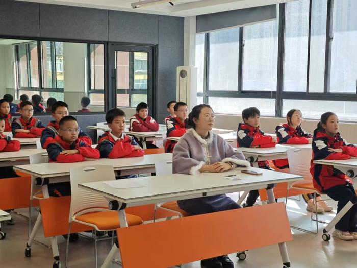 数学眼光看奥运 奥运激情学数学—— 西安市雁塔区第八小学六年级数学学科活动