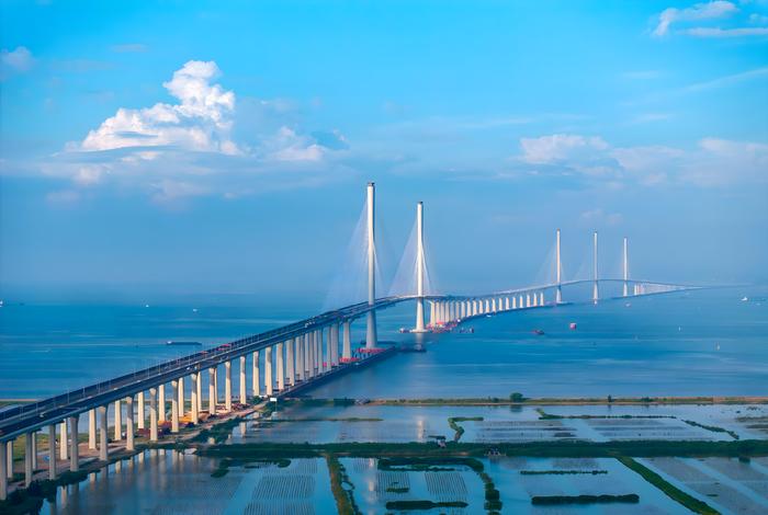 黄茅海跨海通道通车