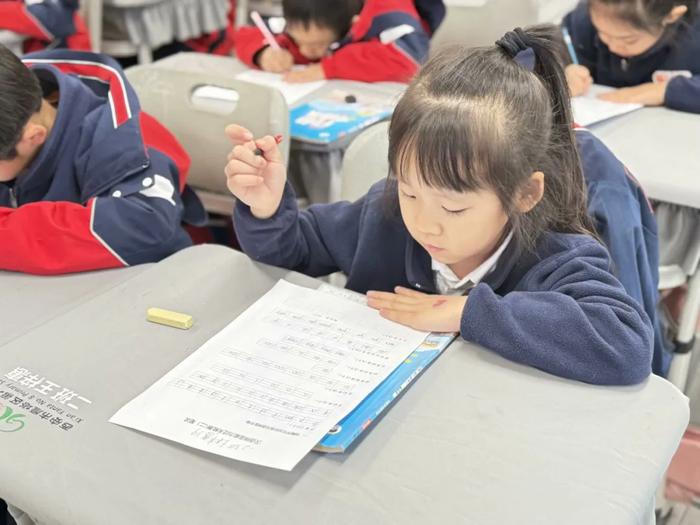 西安市雁塔区第八小学一年级拼音验收活动